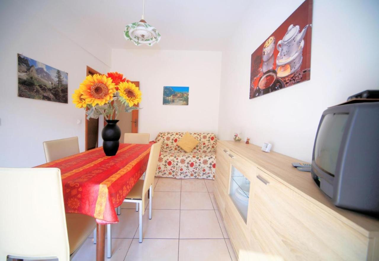 Appartamento Italianway - Giardini 13 Borghetto Santo Spirito Esterno foto