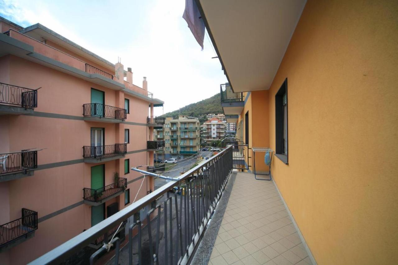 Appartamento Italianway - Giardini 13 Borghetto Santo Spirito Esterno foto
